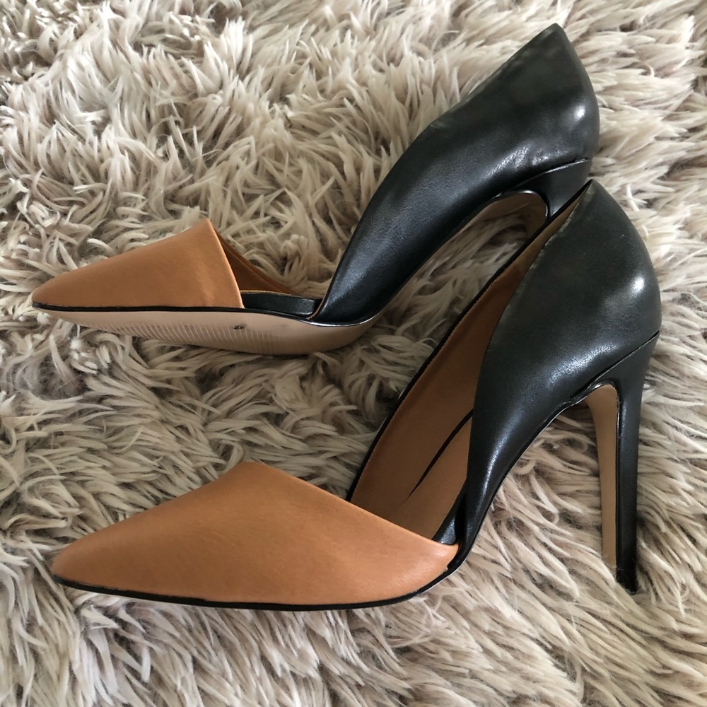🥰👠 - Picture 2 of 2